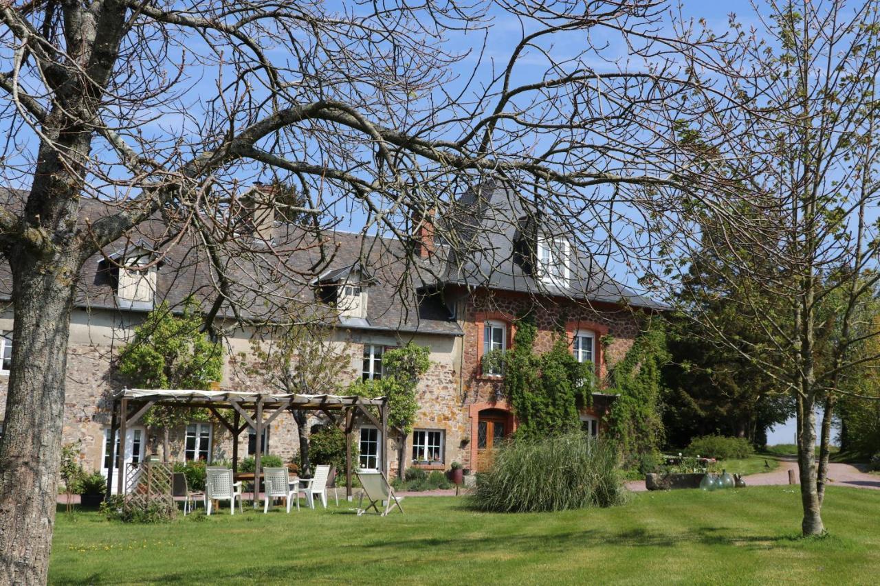 Bed and Breakfast Les Gouleries Dangy Exterior foto