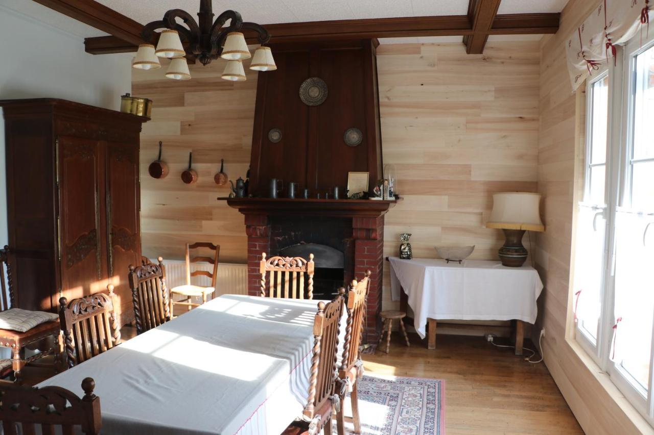 Bed and Breakfast Les Gouleries Dangy Exterior foto