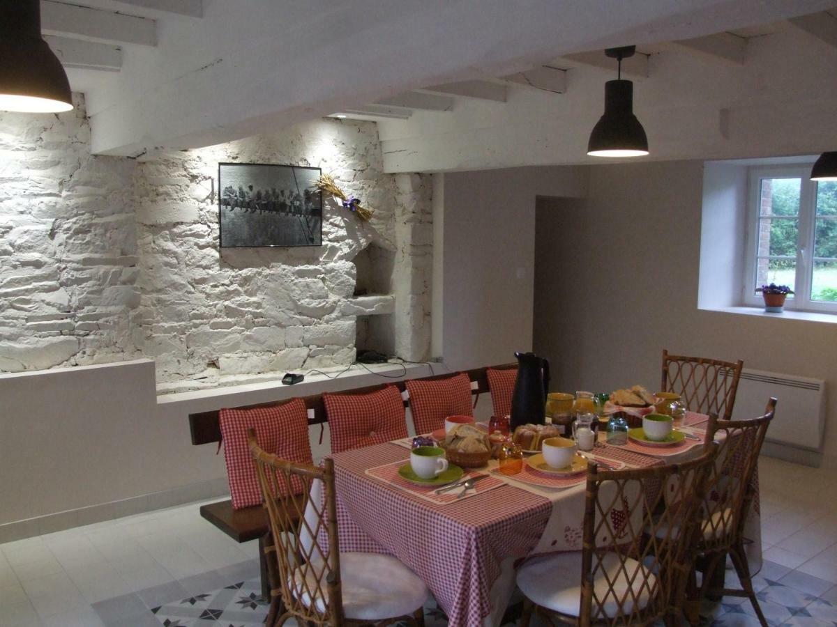 Bed and Breakfast Les Gouleries Dangy Exterior foto